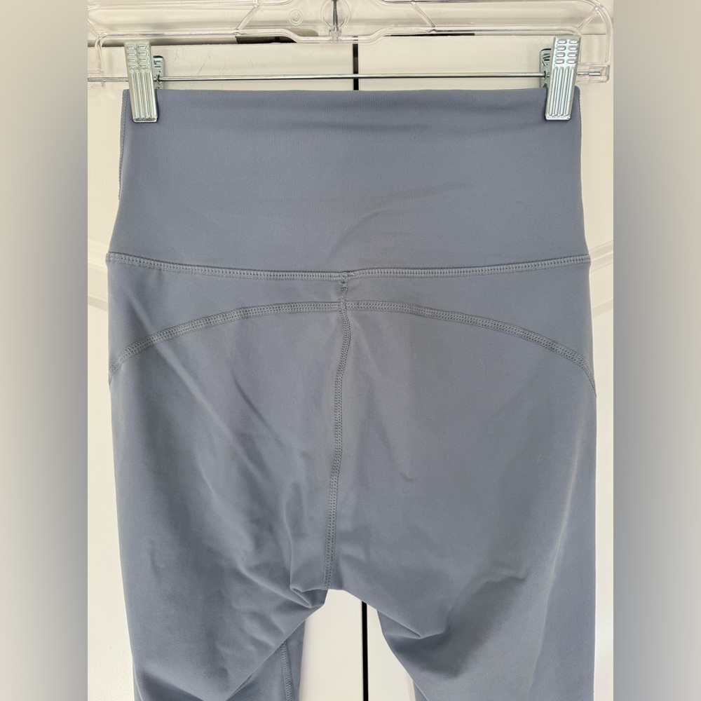 Blue High Waisted Leggings EUC Full Length Blue Athletic Activ… - Picture 6 of 9